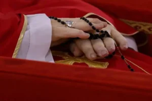 funeral-do-papa-francisco-sera-no-sabado-as-5h-da-manha