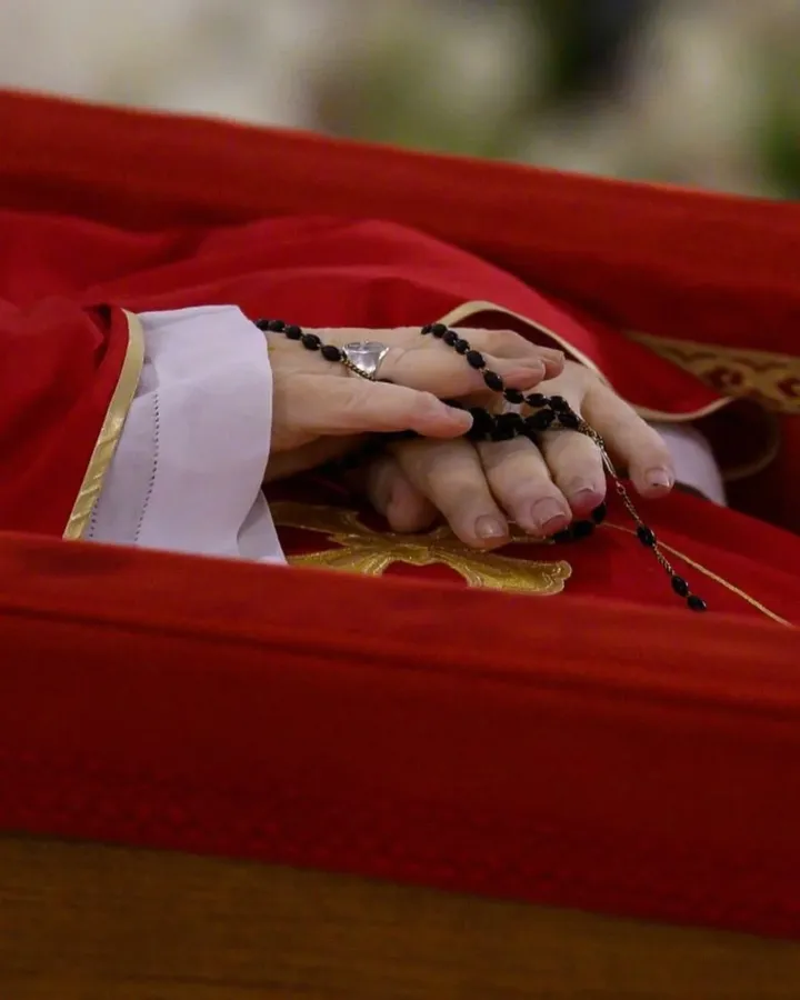 funeral-do-papa-francisco-sera-no-sabado-as-5h-da-manha