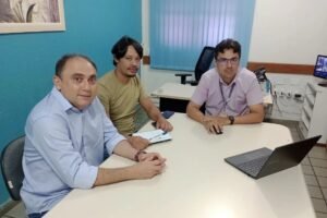 prefeito-de-carnaiba-discute-com-a-compesa-abastecimento-de-agua-para-lagoa-da-jurema