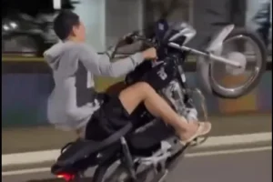 motociclista-de-18-da-grau-no-alto-da-conceicao-e-e-detido-pela-pm