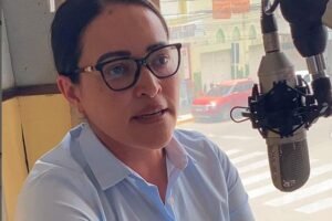 coluna-aponta:-gestao-de-pollyana-deve-focar-no-presente-e-esquecer-angelo