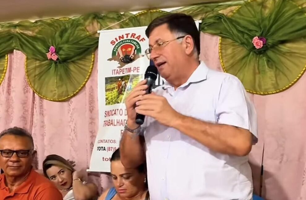 adelmo-moura-participa-da-posse-da-nova-diretoria-do-sintraf-de-itapetim