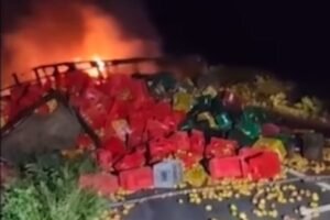 grave-acidente-entre-caminhoes-deixa-tres-feridos-na-br-232,-em-serra-talhada