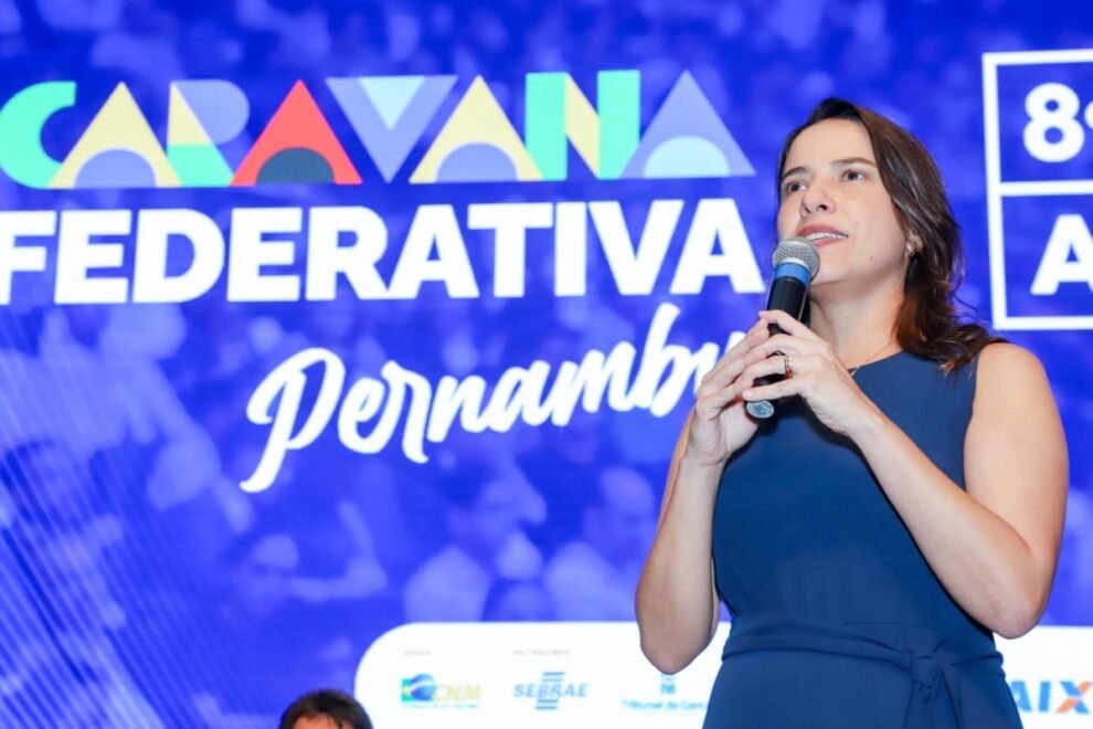 raquel-lyra-anuncia-r$-110,9-milhoes-em-obras-de-abastecimento-de-agua-em-todo-o-estado