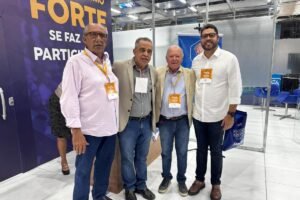 prefeitos-de-ingazeira-e-iguaracy-participam-do-8o-congresso-pernambucano-de-municipios 