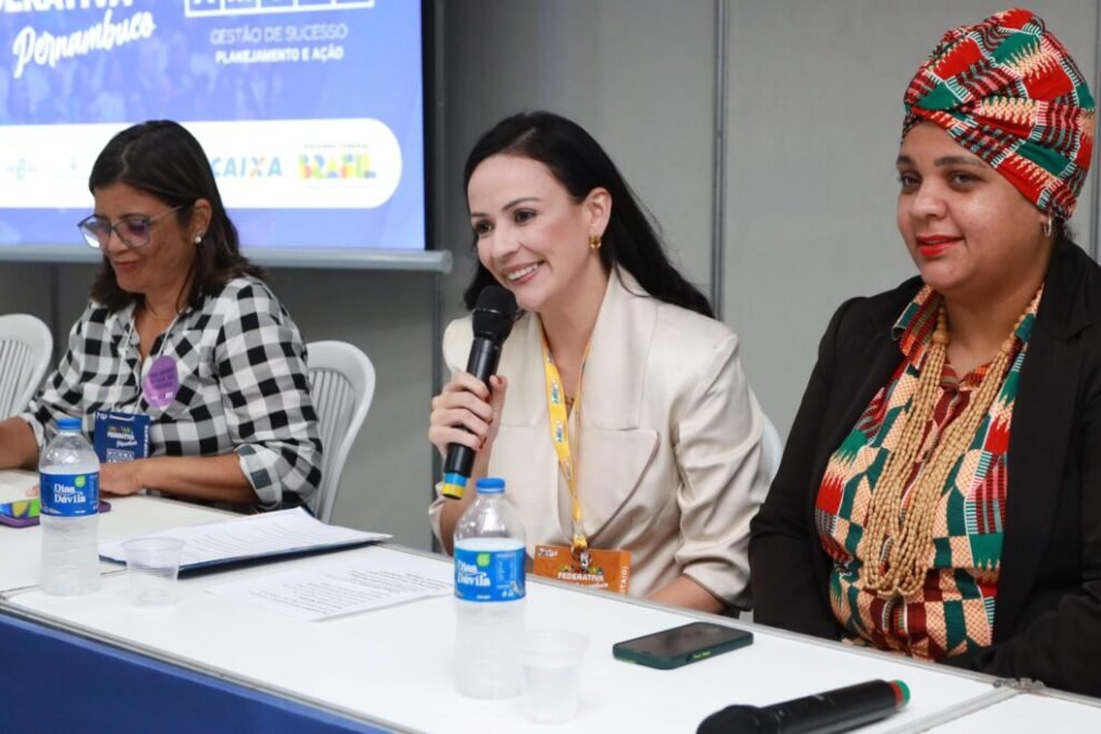 durante-debate,-marcia-diz-que-as-mulheres-estao-prontas-para-liderar