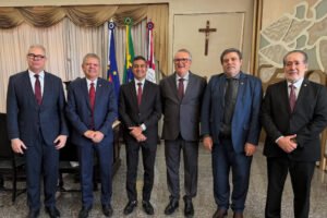 flavio-marques-se-reune-com-presidente-do-tjpe