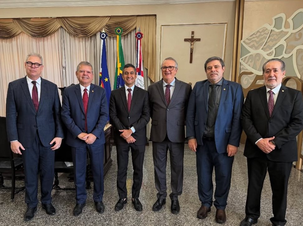 flavio-marques-se-reune-com-presidente-do-tjpe