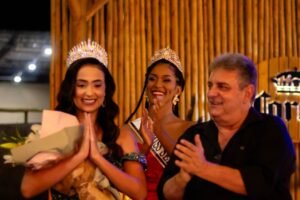 livia-terto-recebe-coroa-e-faixa-de-miss-serra-talhada-2025