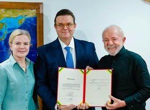 wolney-queiroz-assume-ministerio-da-previdencia.-“uma-honra”,-afirma-o-novo-ministro