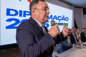zeca-cavalcanti-confirma-apoio-aos-irmaos-gouveia-nas-eleicoes-de-2026