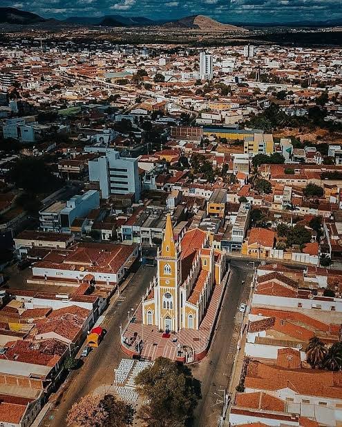 serra-talhada-celebra-174-anos-com-avancos-e-desafios-rumo-ao-futuro