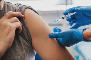 tavares-promove-o-“dia-d-de-vacinacao”-contra-a-influenza