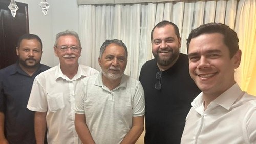 em-triunfo,-anchieta-fecha-apoio-a-joao-campos-com-grupo-de-oposicao