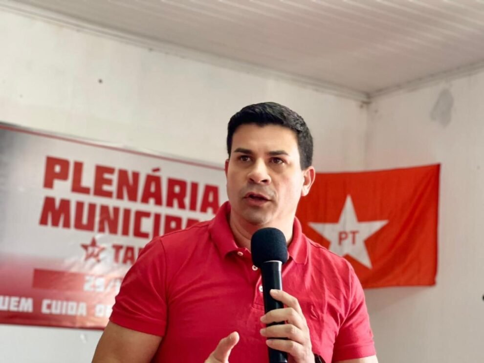 liderancas-e-dirigentes-partidarios-inscrevem-carlos-veras-(pt-pe)-a-presidencia-estadual-do-pt-pe