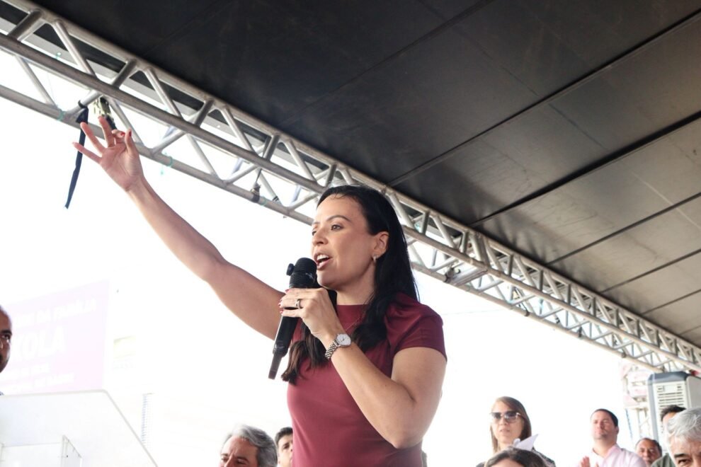 marcia-desabafa-contra-adversarios-em-st:-“eles-nao-tem-servico-para-mostrar”