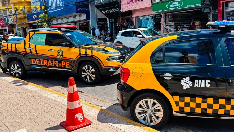 amc-reforca-a-importancia-do-maio-amarelo-com-acao-educativa-no-marco-zero