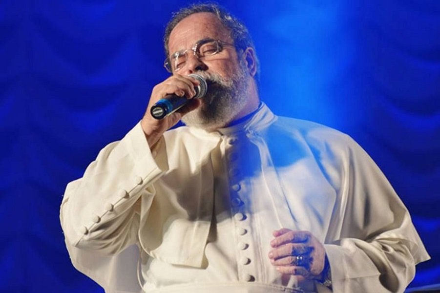 padre-antonio-maria-e-atracao-confirmada-na-55a-edicao-da-missa-do-vaqueiro-de-serrita