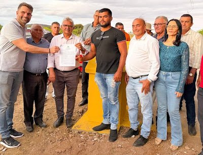 quixaba:-prefeito-ze-pretinho-inaugura-passagens-molhadas-nos-sitios-batatas-e-bezerros