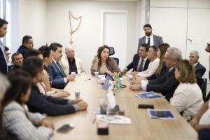 raquel-lyra-lidera-serie-de-encontros-com-prefeitos-pernambucanos