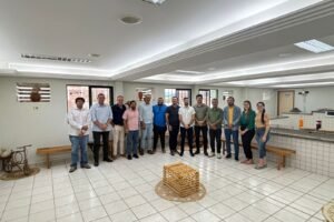 caruaru-participa-de-encontro-regional-para-fortalecer-a-producao-de-leite-de-cabra-no-agreste