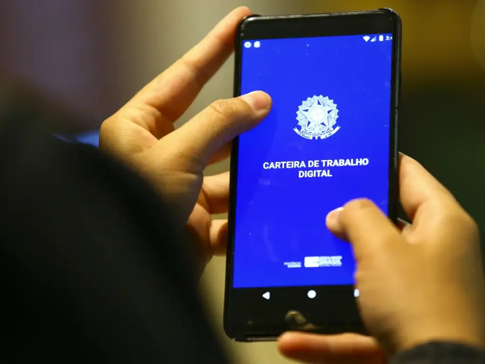 pernambuco-registra-maior-crescimento-de-renda-domiciliar-do-pais-em-2024,-aponta-ibge