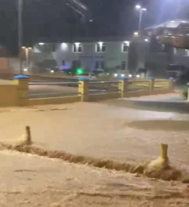 forte-temporal-atinge-triunfo-e-deixa-cidade-em-alerta