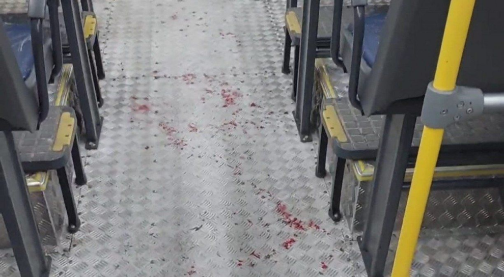 enfermeiro-e-esfaqueado-durante-assalto-a-onibus-em-boa-viagem,-no-recife