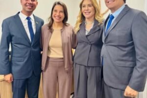 prefeito-gilberto-ribeiro-representa-flores-na-xxvi-marcha-a-brasilia-em-defesa-dos-municipios