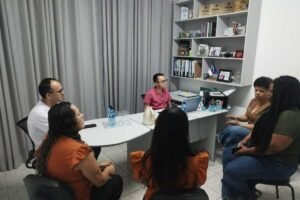 prefeitura-de-brejinho-firma-parceria-com-a-viven-para-promover-cidadania-nas-escolas