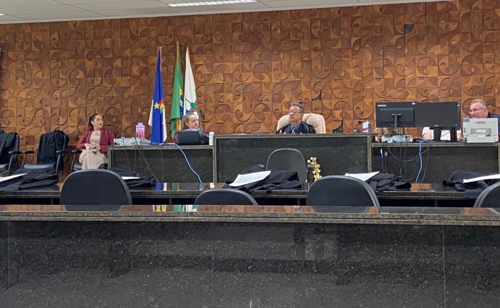 mais-um-juri-de-assassinato-e-adiado-por-ausencia-da-promotoria-em-st