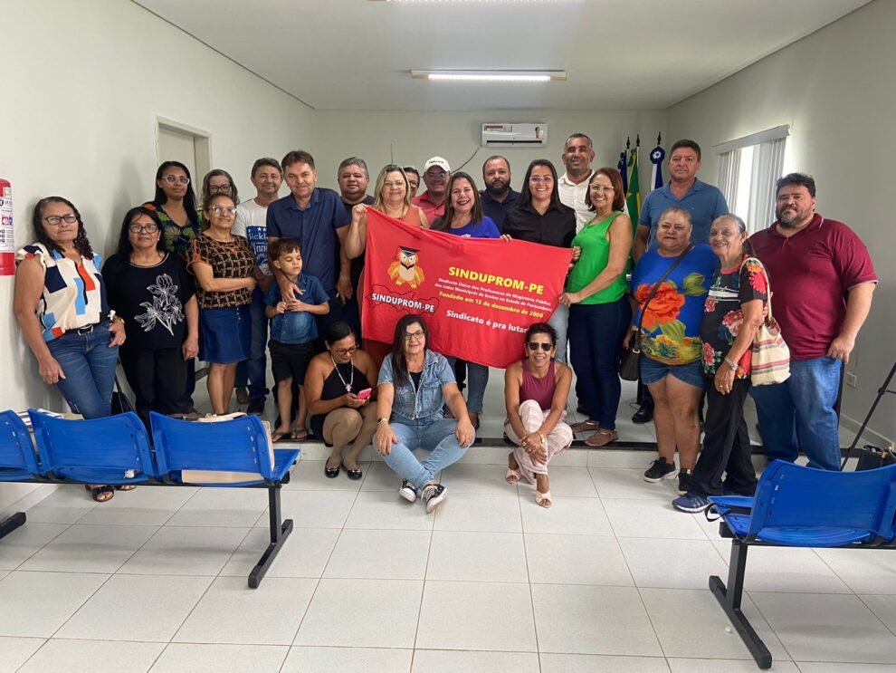 sindicato-mantem-luta-por-direitos-dos-professores-em-calumbi,-no-sertao