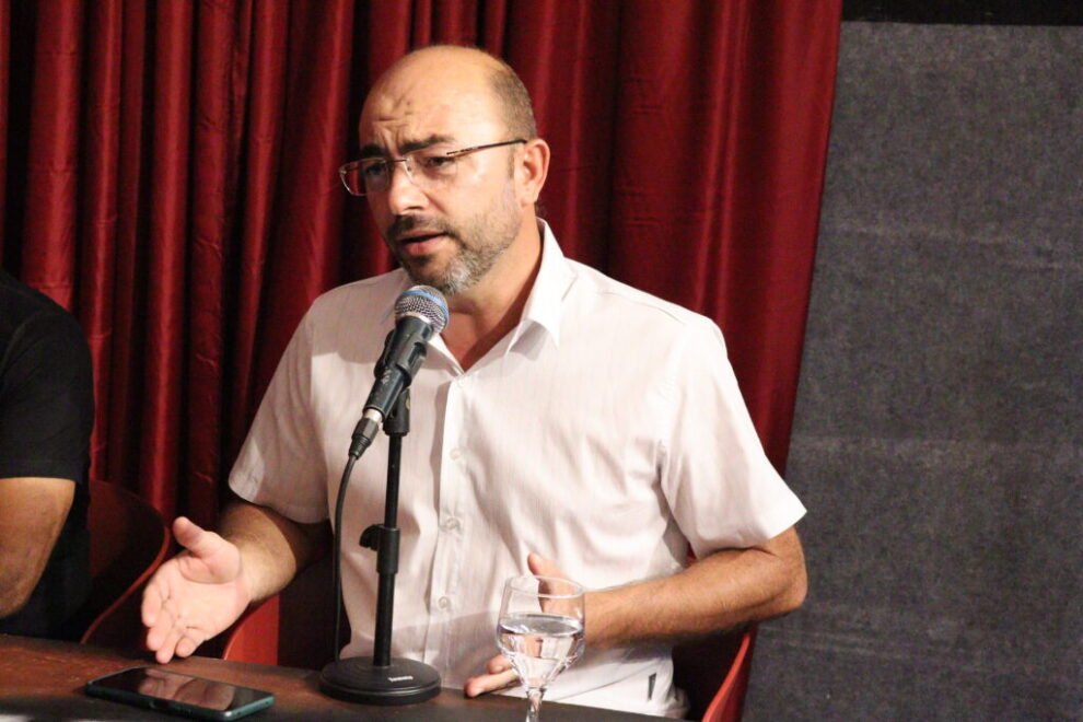 andre-maio-apresenta-emenda-que-impede-cobranca-da-‘taxa-de-esgoto’