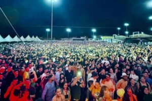 flores-vivencia-abertura-da-74a-festa-das-rosas 