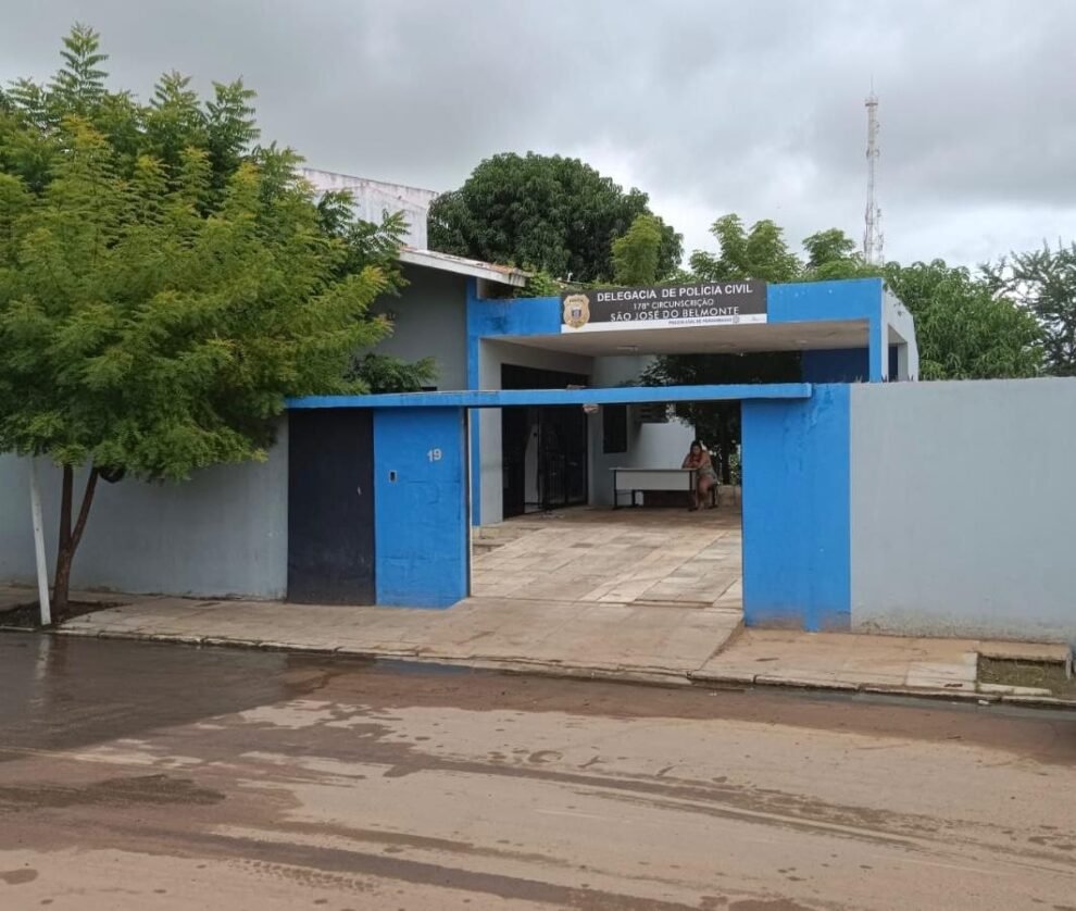 homem-agride-ex-companheira-com-golpes-de-capacete-em-sao-jose-do-belmonte