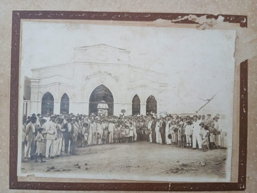 documento-revela-a-inauguracao-do-acougue-de-st,-em-1928
