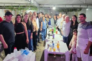 prefeito-de-iguaracy-dr.-pedro-alves-prestigiou-encerramento-da-festa-do-picos