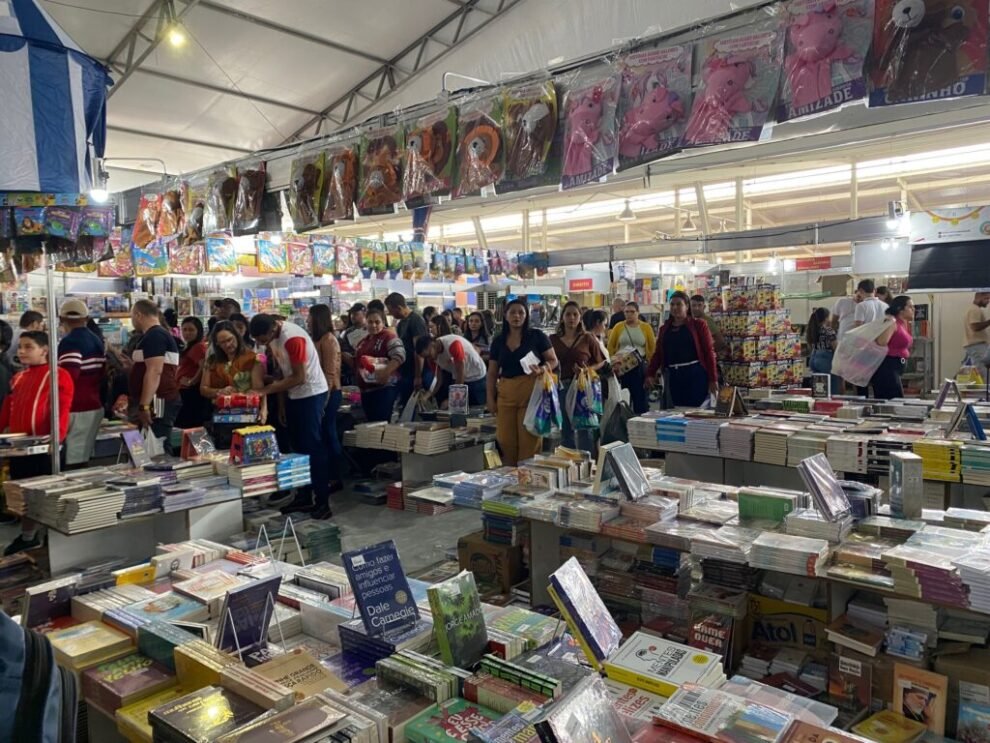 circuito-literario-fecha-hoje-com-miguel-marinho-e-cascabulho-em-st