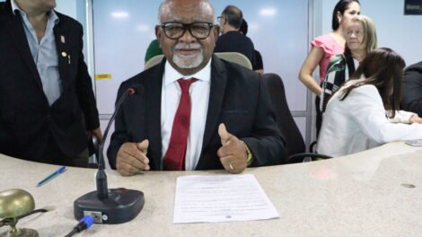 ‘seu-manoel-enfermeiro-e-malcriado,-e-malcriado,-entendeu?-e-malcriado’