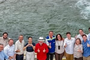 “todo-mundo-ta-feliz”.-vinda-de-lula-a-pernambuco-foi-capitalizada-por-joao-e-raquel