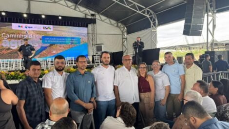prefeito-de-ingazeira-participa-de-assinatura-acompanha-agenda-de-lula-em-salgueiro