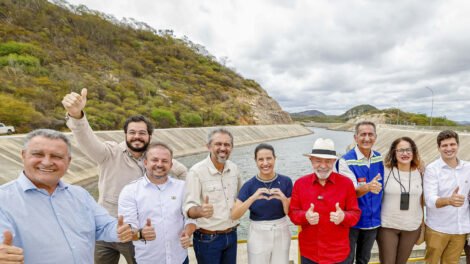 evento-com-lula-em-salgueiro/pe-reune-governadora-raquel-lyra-e-prefeito-joao-campos