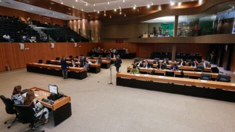 debate-sobre-suposto-desvio-de-recursos-marca-nova-sessao-na-alepe