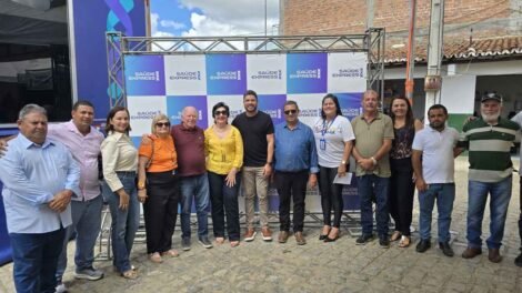 prefeito-de-iguaracy-recebe-prefeita-de-floresta-no-encerramento-da-caravana-mais-cidadania