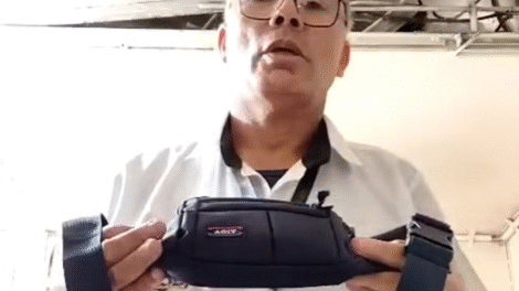 motorista-de-onibus-encontra-r$-1.030-em-pochete-e-devolve-a-idosos-no-recife