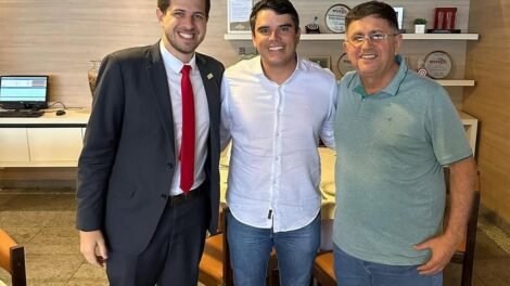 adelmo-moura-recebe-apoio-de-romerinho-dantas