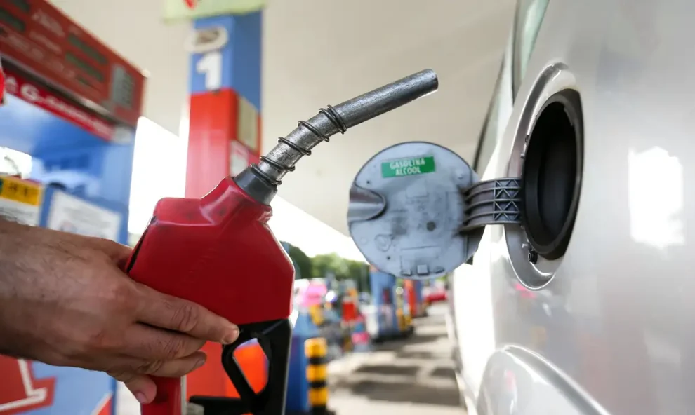 petrobras-reduz-em-5,6%-precos-de-gasolina-para-distribuidoras