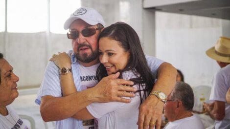 carlos-evandro-pode-estar-se-afastando-de-marcia-conrado