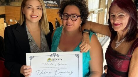 liana-homenageia-uilma-queiroz-e-documentario-“o-bem-vira”