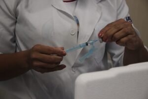 pernambuco-e-o-4o-estado-com-mais-cidades-enfrentando-falta-de-vacinas,-revela-cnm